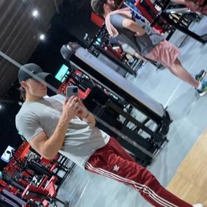 Meet your Posher, Anton